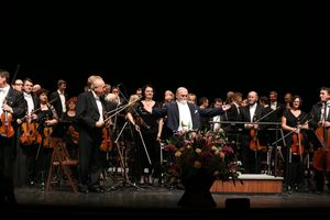 Wręczenie Honorowej Złotej Lampki Górniczej. Fot. P. Bukartyk 