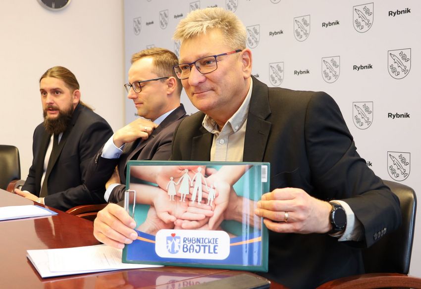 Uczestnicy briefingu