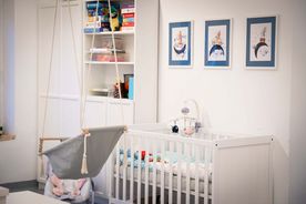 Sprzęty leczniczo-rehabilitacyjne w salach rybnickiego Ośrodka Leczenia i Rehabilitacji Dzieci im. św. Jana Pawła II 