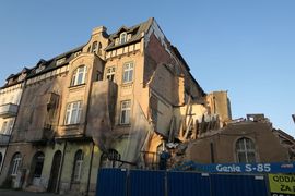 Ruina kamienicy przy ul. Hallera