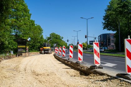 prace remontowe na przystanku autobusowym na ul. Prostej