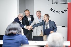 Przedstawiciele Miasta Rybnik oraz PGE, ORLEN Termika i PGNiG TERMIKA Energetyka Przemysłowa podpisują list intencyjny 