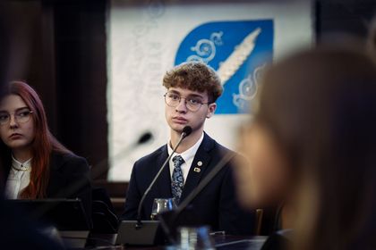 Zdjęcie przedstawia I Sesję MRM.