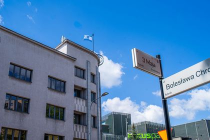 maszt z flagą Rybnika