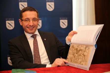 Prezentacja monografii Rybnika. Fot. W. Troszka 