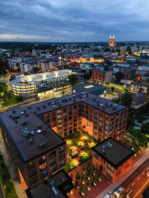 Centrum Rybnika nocą z lotu ptaka