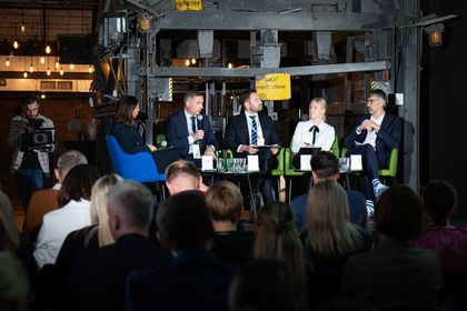 Konferencja na temat smogu w siedzibie Zabytkowej Kopalni Ignacy