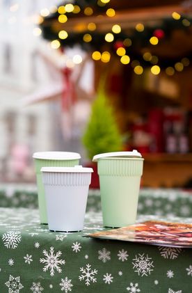 Wielorazowe kubki do gorących napojów