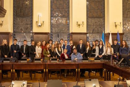 obrady młodzieżowej rady miasta