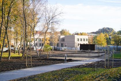 Widok na budowę hospicjum