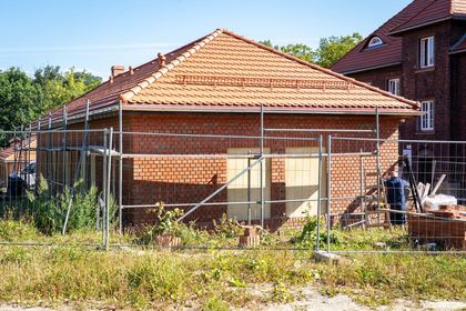 Przebudowa budynków gospodarczych przy familokach