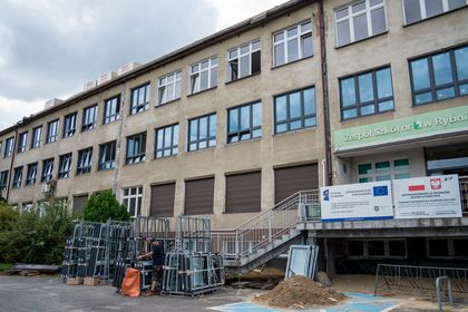 prace remontowe budynku szkoły