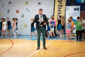 Wręczenie nagród uczestnikom rowerowego maja