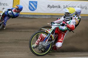Finał Drużynowych Mistrzostw Świata Juniorów w Rybniku. Fot. M. Troszka