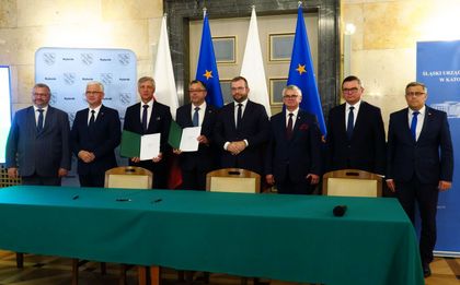 Podpisanie umowy o dofinansowaniu w wysokości 45,5 mln zł zakupu przez Rybnik 20 autobusów napędzanych wodorem