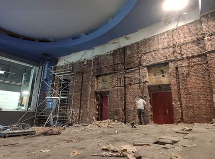 Sala widowiskowa Domu Kultury Chwałowice w trakcie remontu
