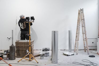 Prace remontowe i malarskie w pomieszczeniach powstającego Urban Labu