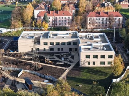 Widok na budowę hospicjum