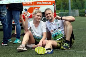 Uczestnicy plenerowego biegu