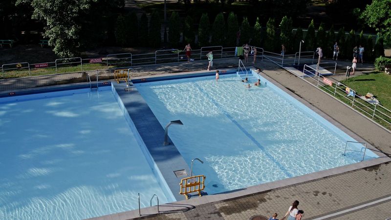Basen w Chwałowicach - widok z góry