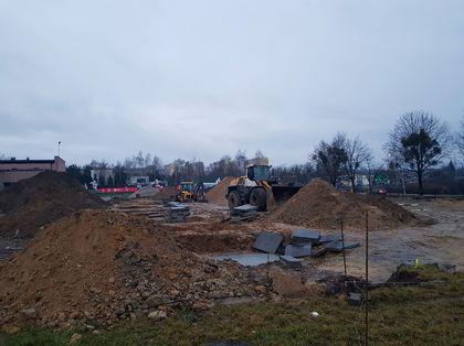 Budowa boiska przy Zespole Szkół nr 3. Fot. A. Kolenda 