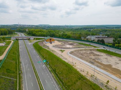 Drugi magazyn soli drogowej gotowy - to budynek o pojemności ok. 2000 ton na nowe zapasy soli przy Drodze Regionalnej, w okolicy Węzła Wodzisławska.