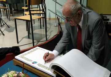 Dr Józef Musioł