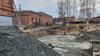 Plac budowy na terenie zabytkowej kopalni 