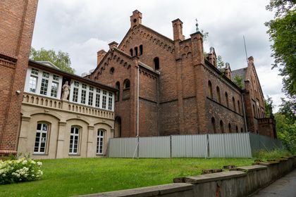 remontowany budynek „Juliusza' w Rybniku