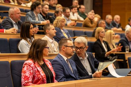 uczestnicy konferencji Cyberbezpieczeństwo w biznesie