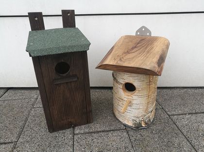 Budki lęgowe dla ptaków wykonane przez uczniów rybnickich szkół