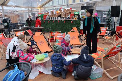 Warsztaty w trakcie jarmarku bożonarodzeniowego