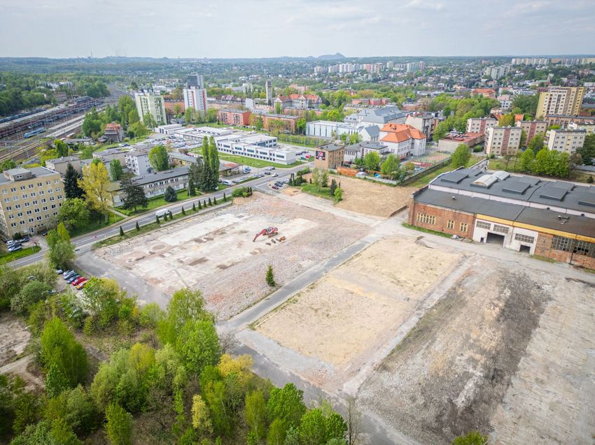 Teren po Rybnickiej Fabryce Maszyn, widok z drona