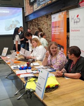 uczestnicy targów pracy