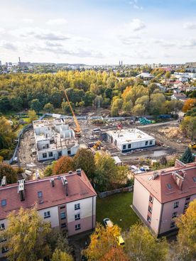 Plac budowy hospicjum z lotu ptaka