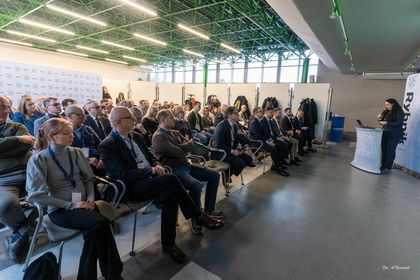 uczestnicy konterencji podsumowującej wdrożenie bliźniaka cyfrowego ulic miasta Rybnika 