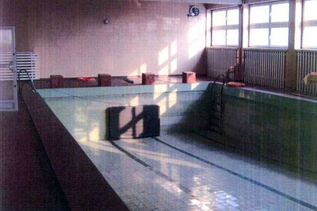 Zespół Szkolno-Przedszkolny nr 7 - nieczynny basen