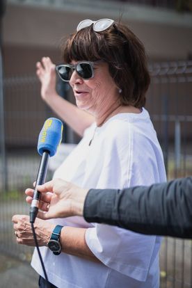 Uroczystość otwarcia muralu browarniczego na budynku kamienicy