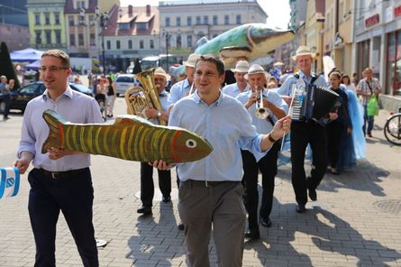 Festiwal z Ikrą 2016. Parada ryb. Fot. W. Troszka