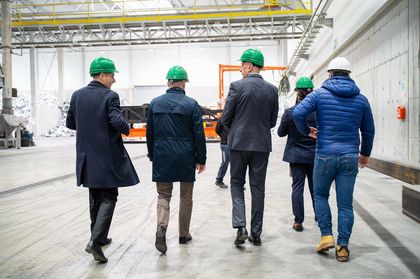 Zdjęcie przedstawia firmę Extral.