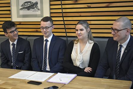 Konferencja podsumowująca akcję Młodzieżowej Rady Miasta Rybnika. Fot. K. Kesten.