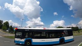 Prezentacja rybnickiego autobusu hybrydowego w Rybniku