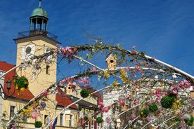 Wielkanocne dekoracje na rynku i ulicach Rybnika