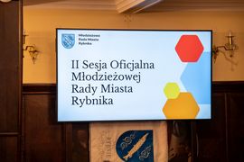 obrady młodzieżowej rady miasta