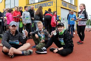 Uczestnicy plenerowego biegu