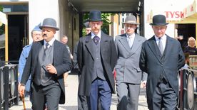 Inscenizacja historyczna grup rekonstrukcyjnych, odtwarzająca wydarzenia sprzed 100 lat, kiedy to na rybnickim rynku podpisane zostały dwa ważne dokumenty związane z przyłączeniem Śląska do Polski