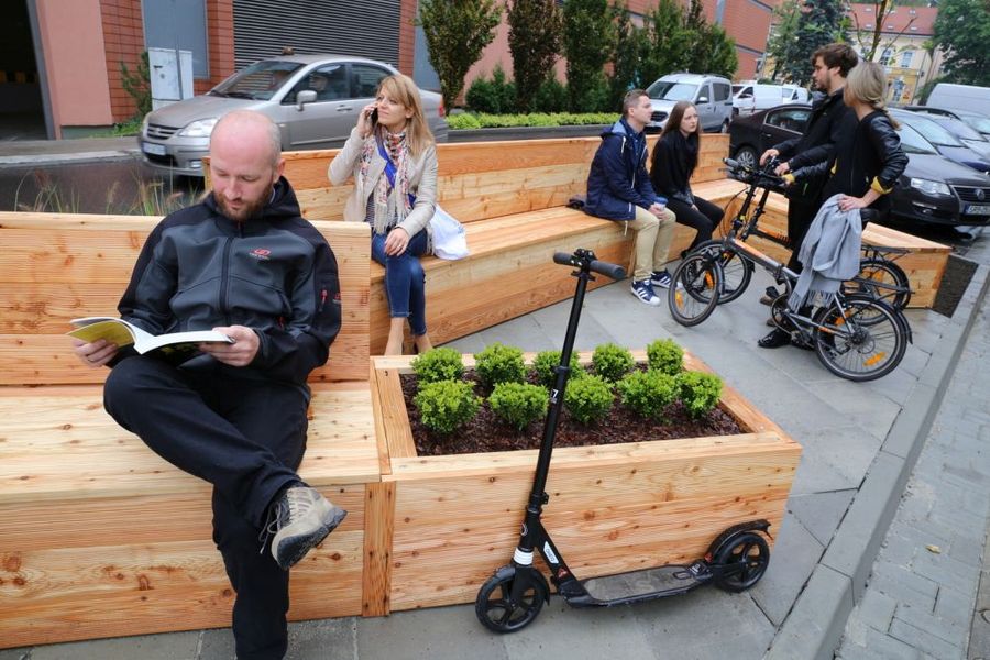 Pierwszy parklet w Rybniku. Fot. W. Troszka