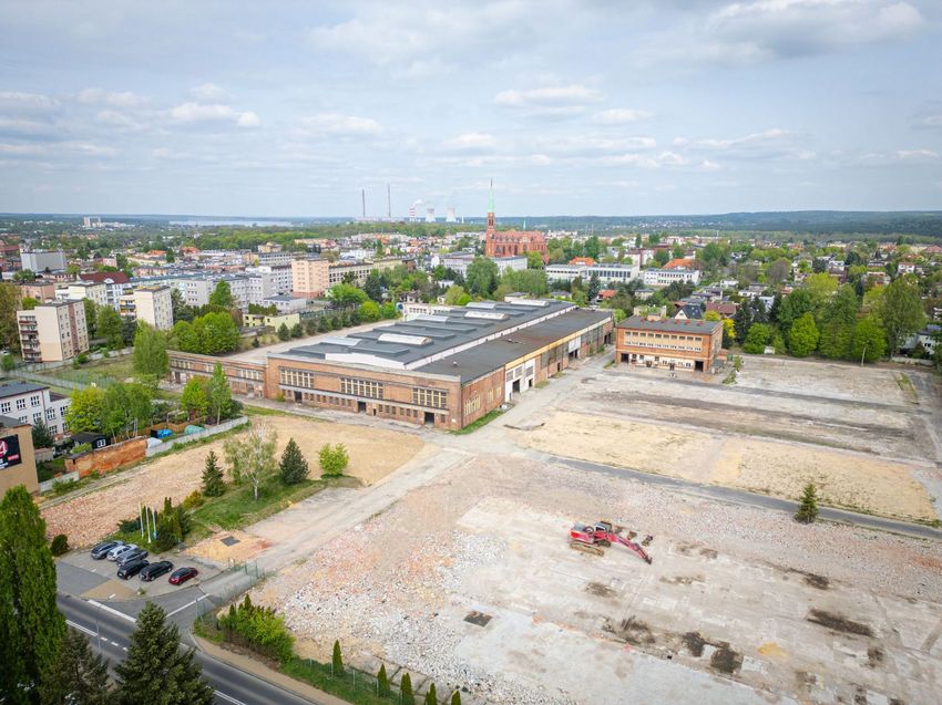 Teren po Rybnickiej Fabryce Maszyn, widok z drona