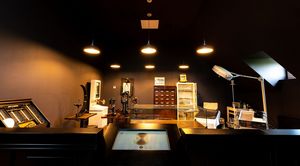 Edukatorium Juliusz - elementy wystawy o historii medycyny i farmacji 