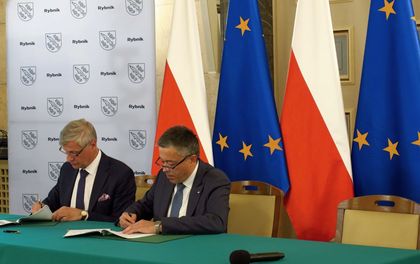 Podpisanie umowy o dofinansowaniu w wysokości 45,5 mln zł zakupu przez Rybnik 20 autobusów napędzanych wodorem